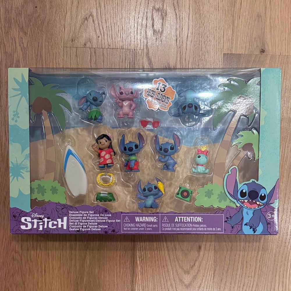 New Disney Stitch Deluxe Figure Set - Blue and Red